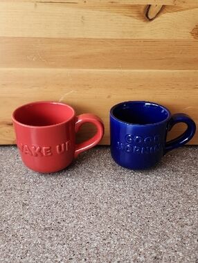 Lot of 2, Red & Blue "Wake Up", "Good Morning" Cofee/Tea  Mugs.☆☆☆